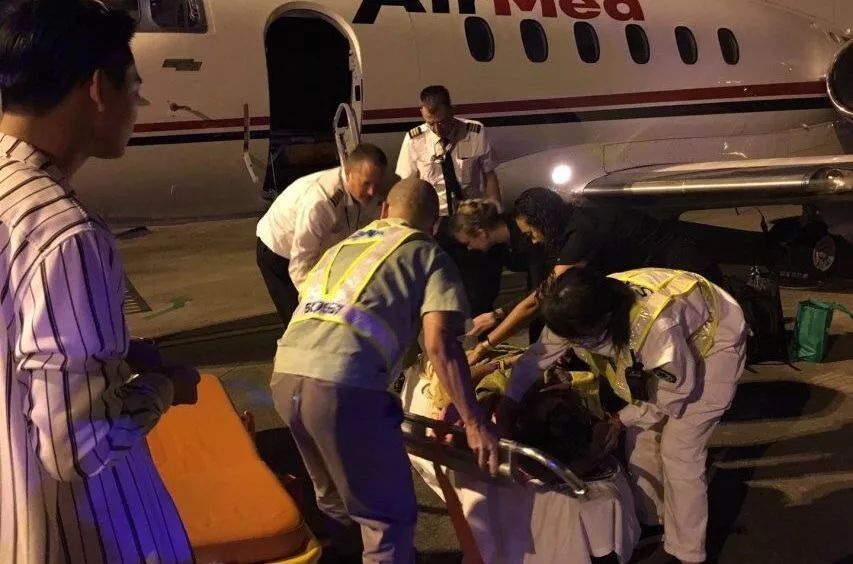 到筠连县机场急救接送